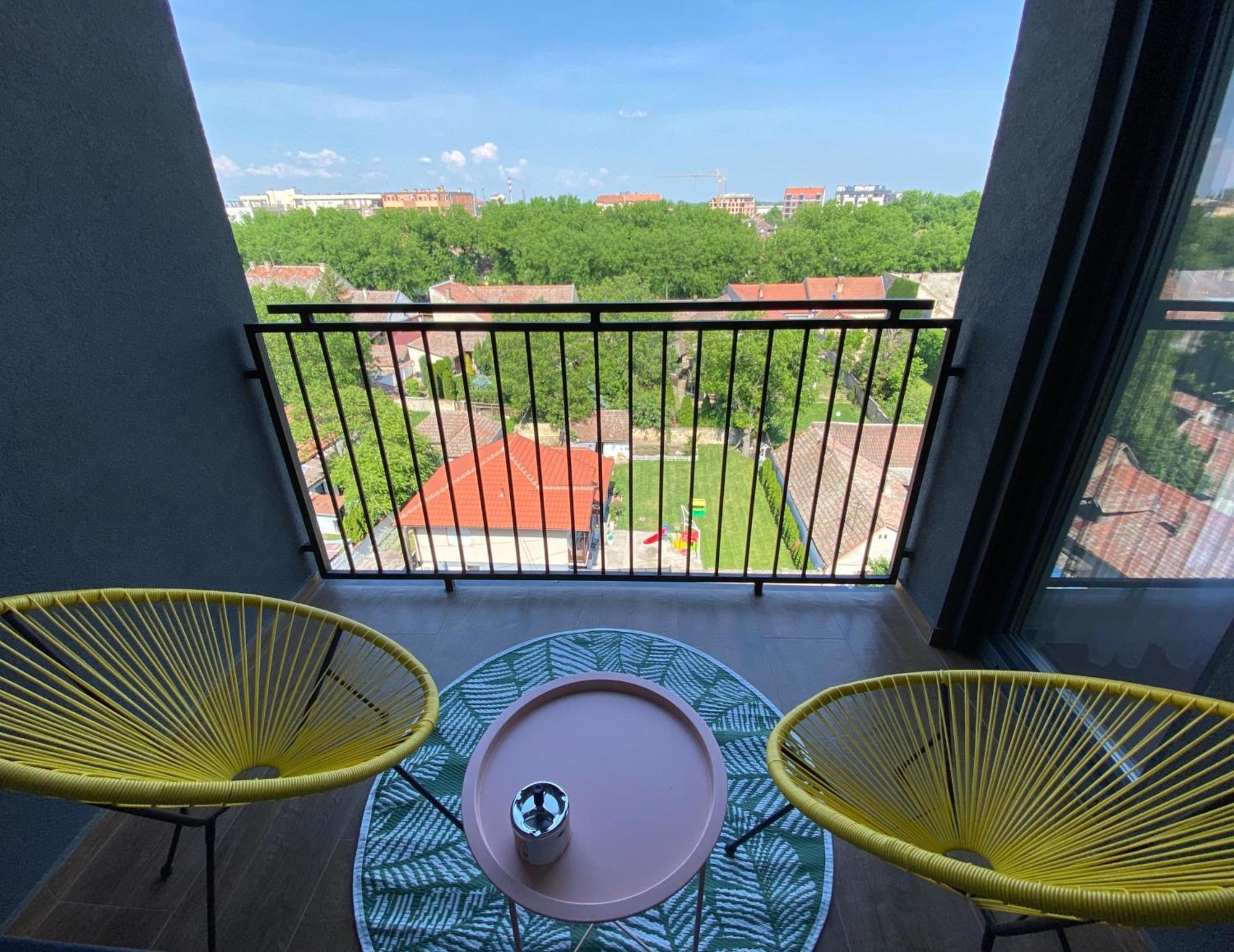 Synthesis Apartments Суботица Екстериор снимка