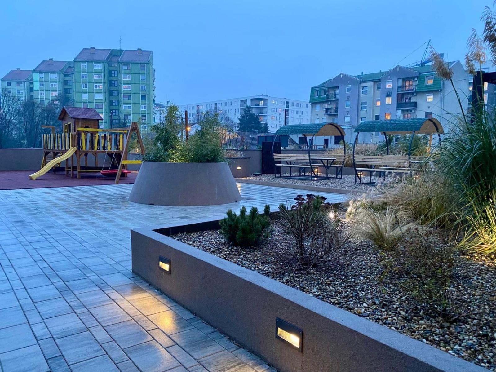 Synthesis Apartments Суботица Екстериор снимка